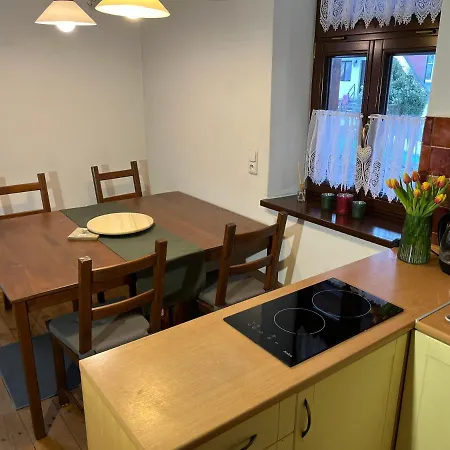 Apartman Z.e.m. *